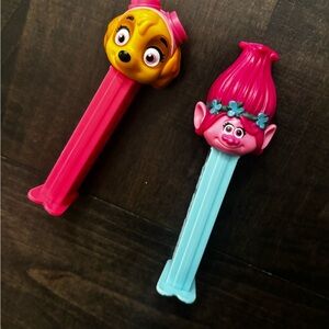 PEZ dispensers skye and trolls